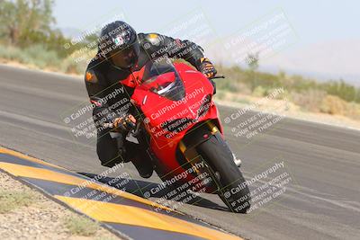 media/Sep-30-2023-SoCal Trackdays (Sat) [[636657bffb]]/Turn 3 Inside (1035am)/